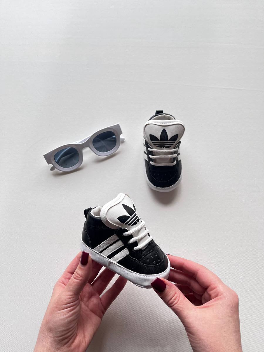 پاپوش سیاه آدیداس ۵۰۱۲۲