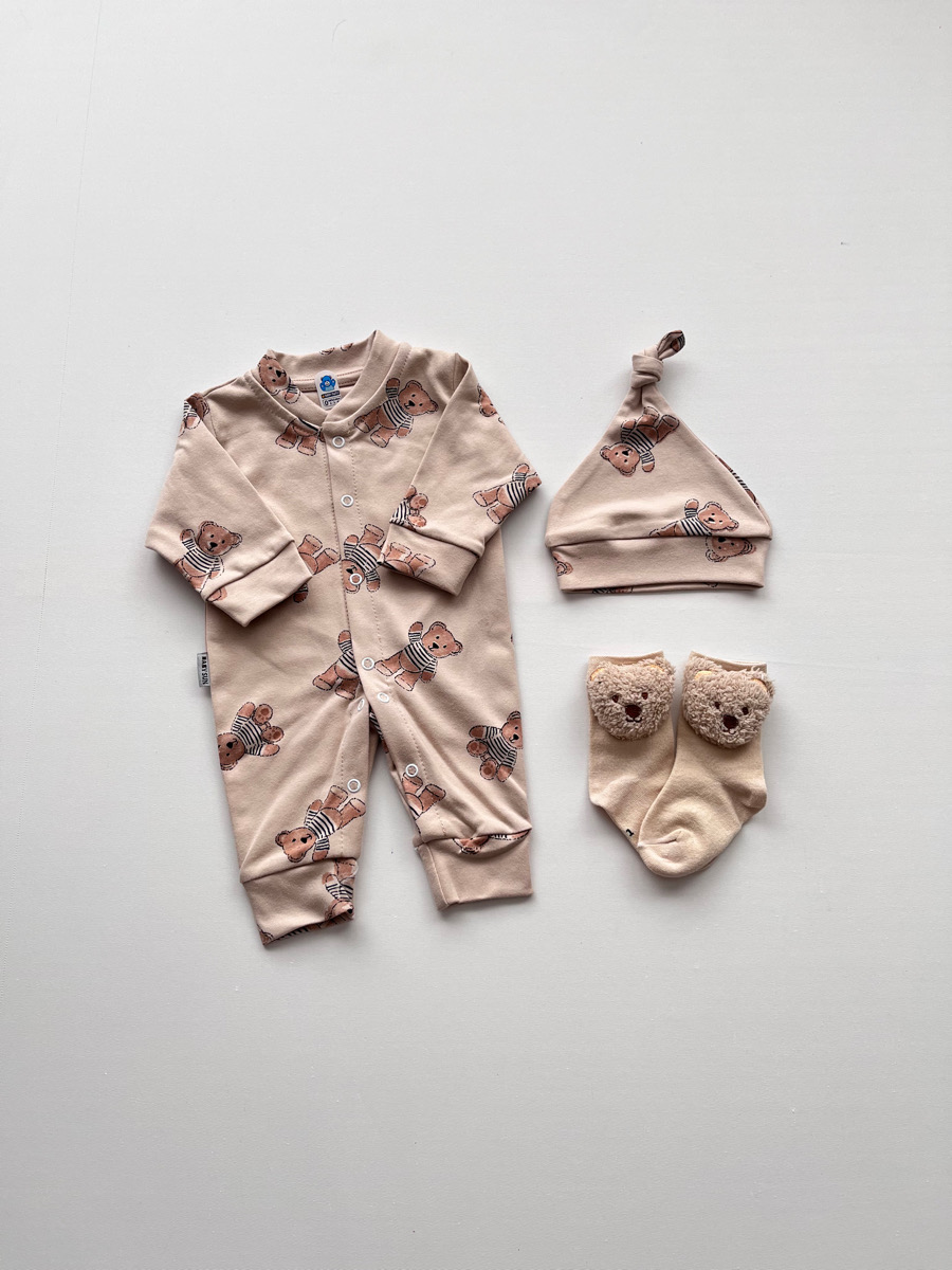 سرهمی و کلاه نخی کرم تدی ۱۰۷۹