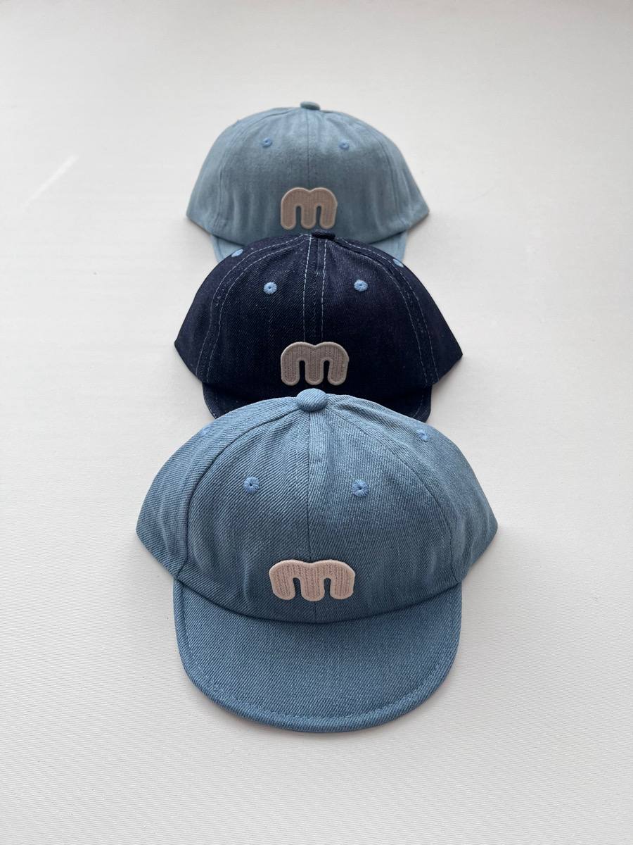 کلاه جین m در 3 رنگ ۱۰۰۷۴