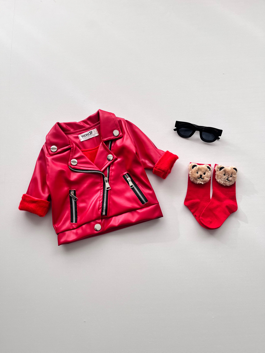 کت چرم قرمز ۲۰۰۲۵