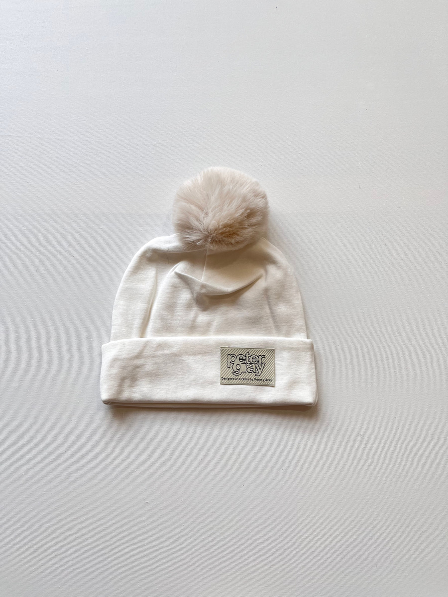 کلاه نخی پتر گری سفید ۱۰۰۴۸