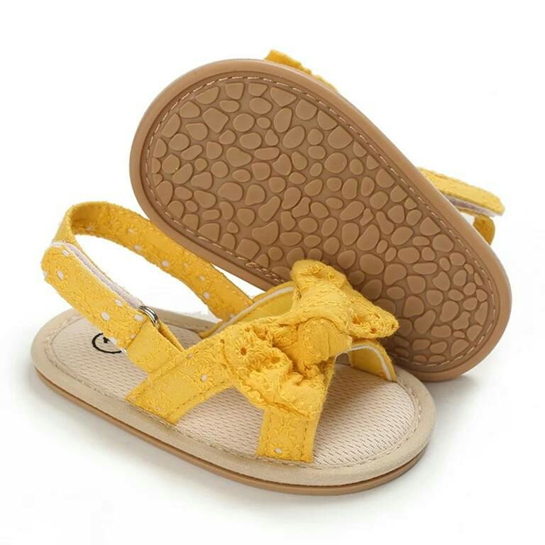 پاپوش خامه دوزی زرد ۵۰۱۵