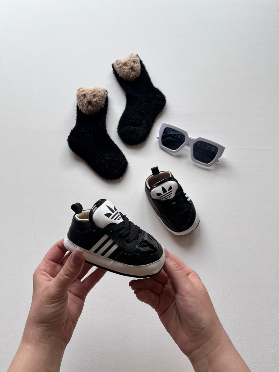 پاپوش سیاه آدیداس ۵۰۱۰۳