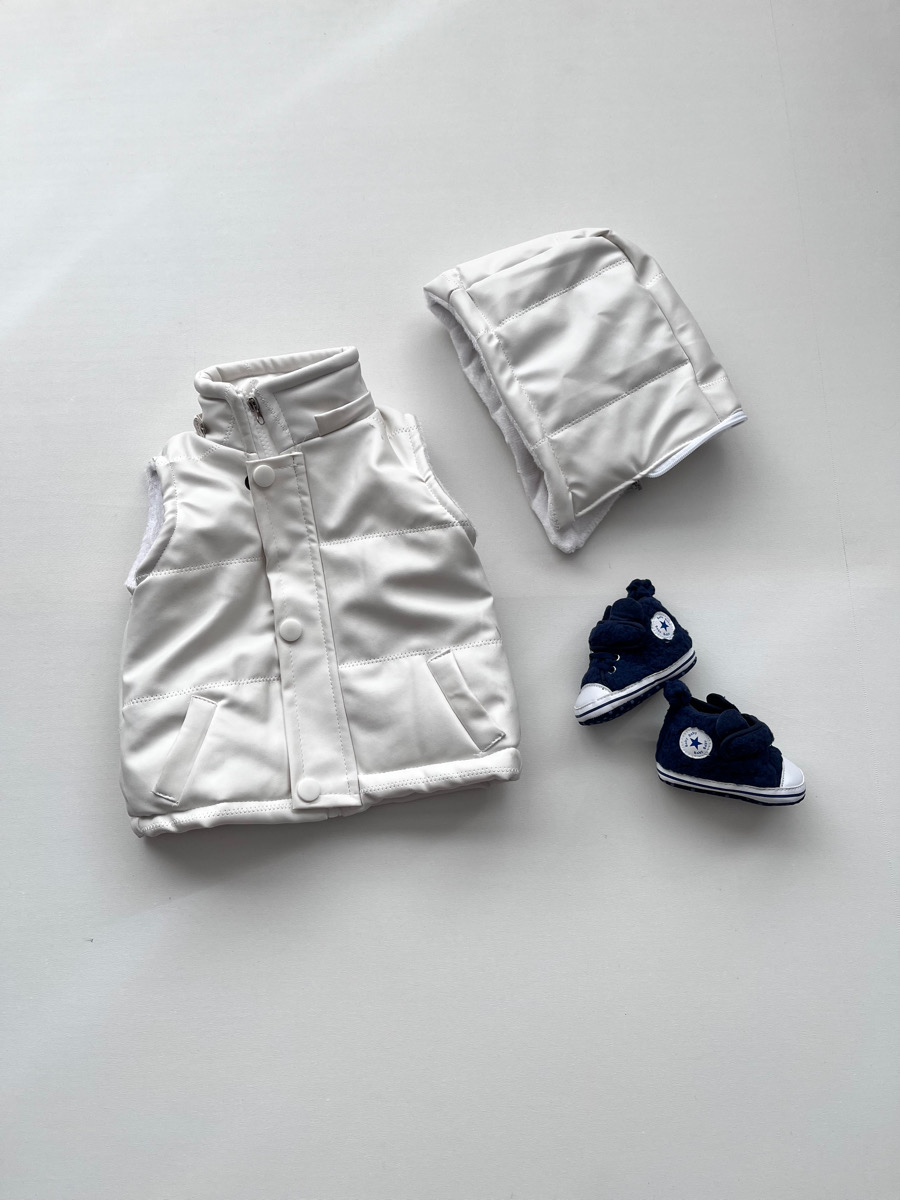 پافر چرم سفید ۲۰۰۲۳