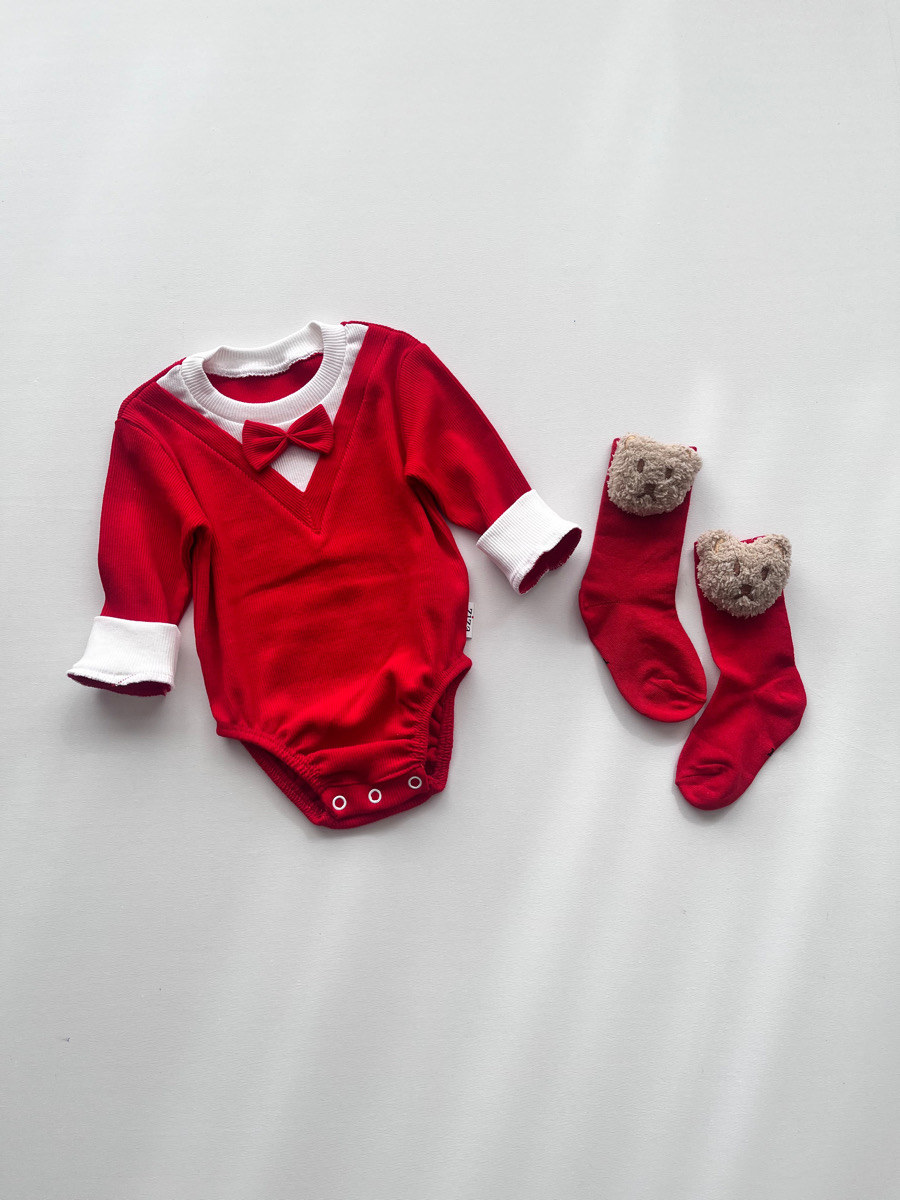 بادی قرمز پاپیون دار ۰۰۲۳